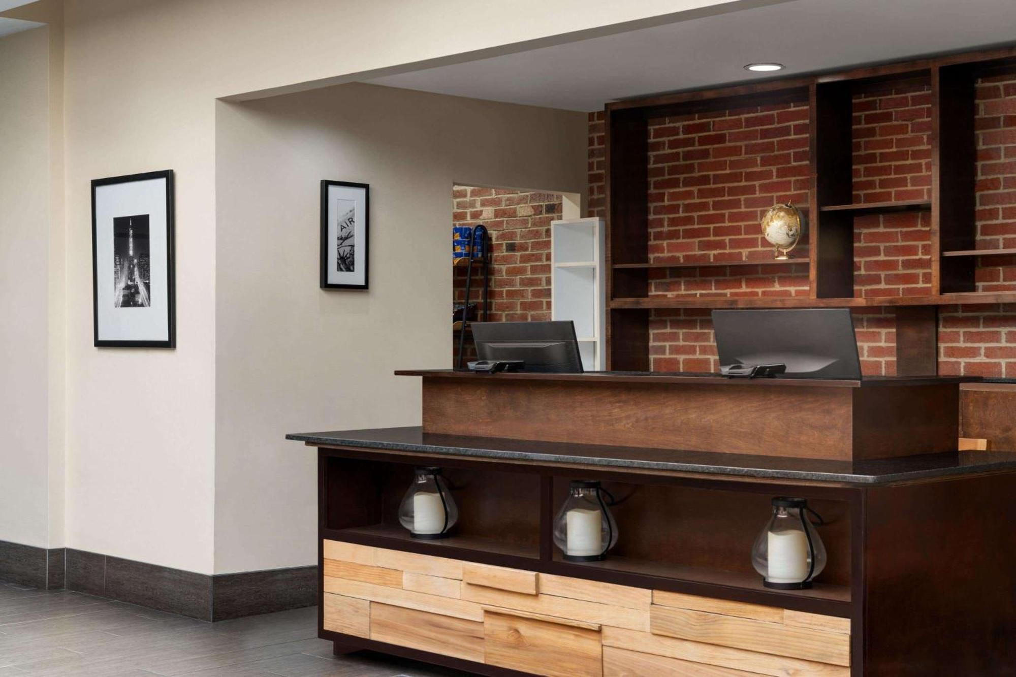 Wyndham Garden Inn Pittsburgh Airport Robinson Township Dış mekan fotoğraf